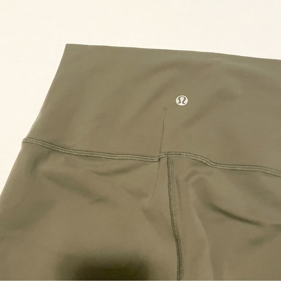 Lululemon Womens Green Crop Pant Leggings Missing Size - Picture 10 of 15